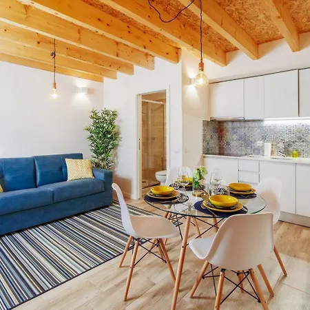 Typical House In A Historical Pedestrian Quarter Holiday home *